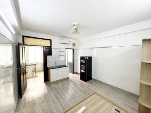 cho thuê căn hộ dịch vụ đầy đủ nội thất - hẻm xe hơi - cách mặt tiền 1 căn - gần hồ con rùa