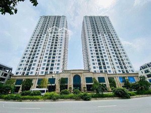 cần bán gấp căn 3pn - 101m -chung cư hc golden city - full nội thất - hướng đông bắc