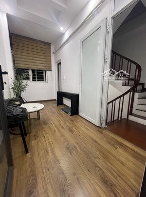 bán nhà phố minh khai - hai bà trưng, sát phố, sổ vuông đẹp, 36m2 x 5 tầng, 6.3 tỷ, có thương lượng