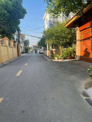 siêu phẩm lô góc 2 mặt tiền mai lâm đông anh .lh: 