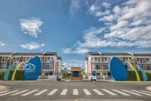 nhà liền kề suncasa 1 hoà phú, vị trí đẹp, sổ hồng riêng. liên hệ: 