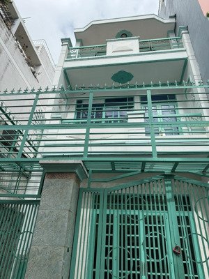 bán căn nhà khách hàng nhu cầu ở diện tích lớn ngay ba vân & bầu cát, hẻm ô tô,5.5mx15,giá 8.5 tỷ .