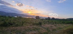 đất view sông như vịnh hạ long ở lâm đồng, 1000m2 có 100m2 xây dựng