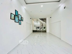 nhà mới sang sửa lại tại 22/12, thuận giao, thuận an cần sang nhượng lại với giá chỉ 2tỷ.