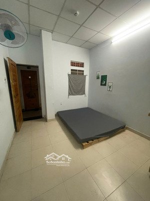 gấp! phòng chdv 20m2 full nội thất- kha vạn cân-thủ đức chỉ 2.8tr
