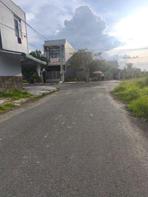 bán đất kdc trần anh mỹ hạnh nam đức hoà long an dt 80m2 giá 1tỷ2 sổ hồng riêng. lh 