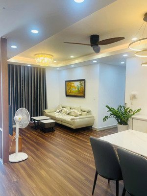 cho thuê căn hộ viva riverside, quận 6, dt 76m2, 2pn giá 12 triệu/tháng. lh: minh sang