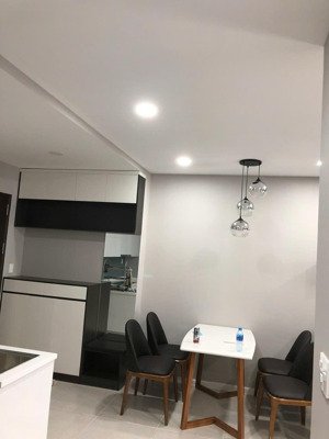 cho thuê căn hộ chung cư xi grand court 74m2 2pn 2wc full nội thất ở liền được. lh: phú xem nhà.