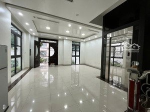 chính chủ cần cho thuê gấp căn shophouse hoàn thiện 4 phòng có bếp 20tr/th hải âu 02 ocean park 1