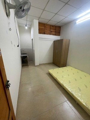 nhà trọ gọi nắng 74/5c đường 36, tổ 5, khu phố 8, p linh đông, tp thủ đức giá chỉ 2.800.000đ