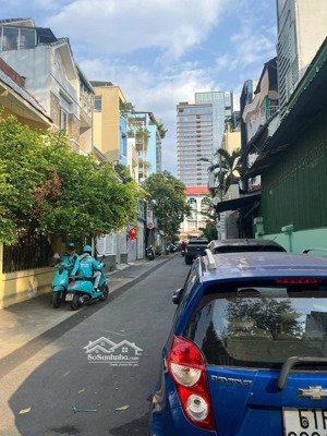 cho thuê biệt thự nguyên căn mặt tiền trần doãn khanh, p.đakao, q1. dt 7mx16m, hầm 3 tầng