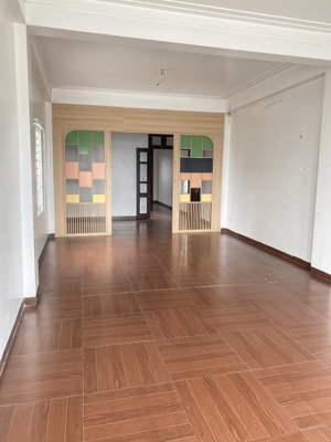 cho thuê văn phòng kim giang, diện tích 100m2/tầng giá rẻ chỉ 8 tr/tháng - gồm 2 phòng làm việc