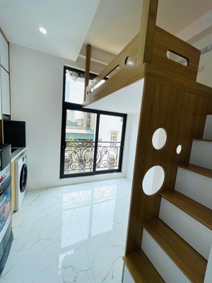 khai trương ccmn 25m2 xịn sò. full nội thất. ban công, máy giặt riêng. có gác xép tại kim hoa