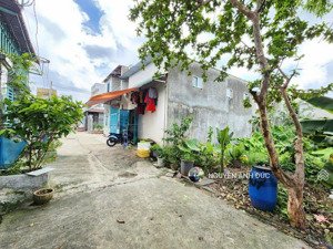 10*23 - đất cực rộng chỉ 4.3 tỉ.hẻm oto - nhanh tay đầu tư sinh lời, trung tâm bình hoà sát hcm.