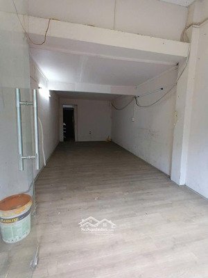 cho thuê nhà mặt tiền trần bình trọng p1q5