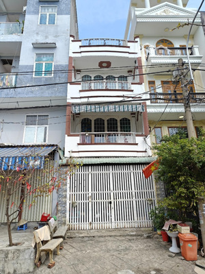 nhà mặt tiền khu dân cư nam hùng vương đối diện công viên xanh mát - quận bình tân