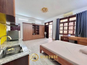 cho thuê phòng cửa sổ_bancony gần trường đh hutech_ngã tư hàng xanh