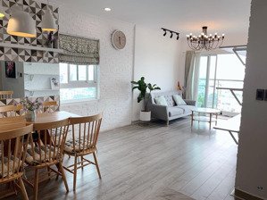 chính chủ bán căn hộ hoàng kim thế gia, nhà đẹp, 65m2, 2pn, 2wc, 2.7 tỷ, sổ hồng