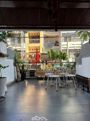 cần bán nhà mặt tiền kinh doanh đường tân phước - 6x10m 5 tầng khu vực sầm uất - giá tốt