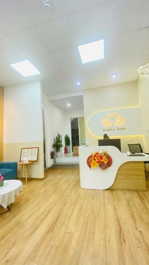 lô góc đền lừ 3 thoáng vỉa hè, kinh doanh, mt 12m, giá 19 tỷ.