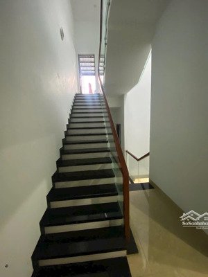 bán nhà 3 mê đường 10.5m mẹ thứ - hoà xuân - nhà đẹp vô ở liền