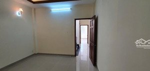 cho thuê nhà cạnh lancanster _nguyễn trãi, p.nguyễn cư trinh, quận 1_có 6 phòng 4wc nhà mới tinh