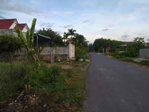 lô đất 200m2 cách cầu vượt củ chi 2km, full thổ cư chủ kêu