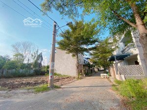 bán sỉ 8 lô giá: 20tỷ/8 lô, dt: 96m2/lô, đường nguyễn văn tạo, nhà bè