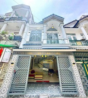 nhà phố tân quý tây 4,5x18,11m đang cho thuê 10tr bán gấp