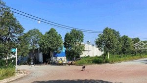 cần bán 300m2 đường n15 mp4, gần trục chính na2 và cổng kcn