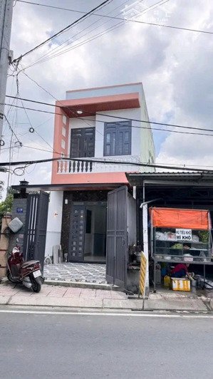 bán căn nhà gần mặt tiền nguyễn cửu phú, vị trí đẹp, gần trung tâm đầy đủ tiện ích