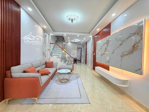 xô viết nghệ tĩnh - hẻm kinh doanh xt thông - nhà đẹp full nội thất - 3 tầng btct - 50m2 - 8.x tỷ.