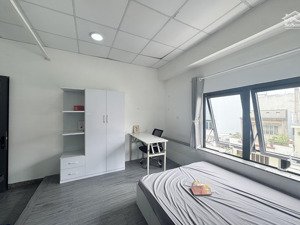 chính chủ cho thuê studio full nội thất cửa sổ trời siêu thoáng ngay cầu thị nghè qua quận 1 5p
