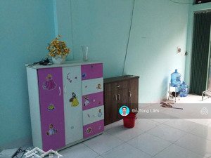 cần bán 49,5m2 nhà c4 ngõ 466 ngô gia tự. ngay gần chợ diêm gỗ, đường thông xe ô tô nhỏ