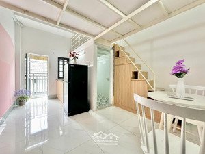 phòng duplex - có bảo vệ - gần đảo kim cương mới 100% - full nội thất - trống sẵn