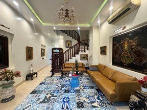 nhà xinh hẻm xe hơi, đường nguyễn ngọc phương, phường 19, bình thạnh. 3 tầng, 101.5m2 giá 17.5 tỷ