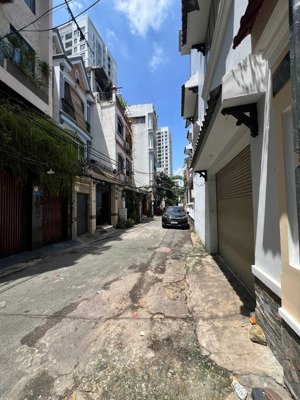 hxh biệt thự yên thế - p.2 tân bình - nhà đẹp sạch, rộng phòng lớn - gara