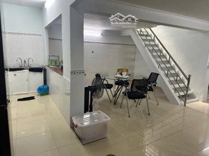 bán gấp nhà quận 7 nở hậu phúc lộc đầy nhà giá dưới thị trường