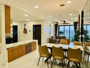 chính chủ bán căn diamond brilliant, 112m2, nội thất đầy đủ,view hướng nam, giá chỉ 64tr