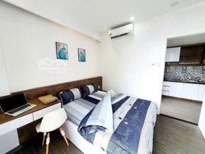 căn hộ 1 phòng ngủ ban công full nội thất ngay nguyễn cư trinh quận 1, gần công viên 23 tháng 9
