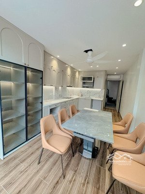 hiếm ! bán nhà trung tâm đống đa - 6tầng nhà mới thang máy - 30m ra mặt phố - full nội thất !