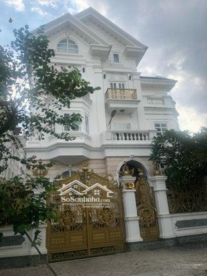 căn hướng đông nam duy nhất, chính chủ bán gấp nhà biệt thự 6x19m, lh thanh cầm