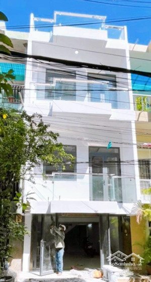 nhà đẹp ! 4 tầng hxh 6m ngay sau lưng đại học hutech (4x13) nhà mới cứng chỉ 9,2 tỷ tl