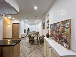 chính chủ ngộp bank cần bán căn hộ gateway thảo điền tầng cao thoáng mát, nội thất cơ bản, shr