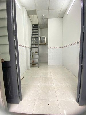 nhà shr q. 8 chỉ 1.59 tỷ 1 lầu, gần chợ hưng phú