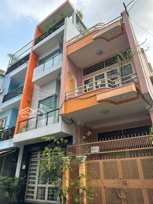 hót! nhà 2 tầng lê văn huân - cộng hòa - phường 13. giá: 5,6 tỷ. ngay ga t3 tân sơn nhất .