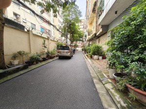 hiếm! bán gấp đất phố hồ đắc di, đặng văn ngữ. ngõ 6m. 2 thoáng. 120m2. mt 7m. ở, chdv, cty đỉnh