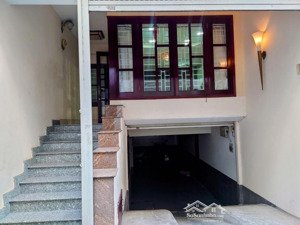 bán nhà mặt tiền đường hoa lan phường 2 quận phú nhuận