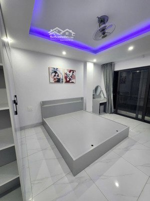 cho thuê (nhượng) căn hộ dịch vụ số 14 ngõ 126 mễ trì hạ 50m2 x 7 tầng có thang máy,ô tô đỗ cửa