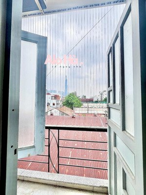 bốc siêu 2 tòa nhà mới khai trương tại an khánh studio ban công view landmark 81 giá rẻ chỉ 6trx